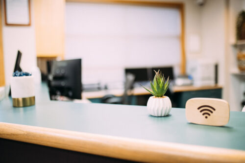 Assorted decorative items arranged on a table in Travelle Family Dentistry office in Burien, WA